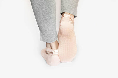 Lace Yoga Socks - Light Gray